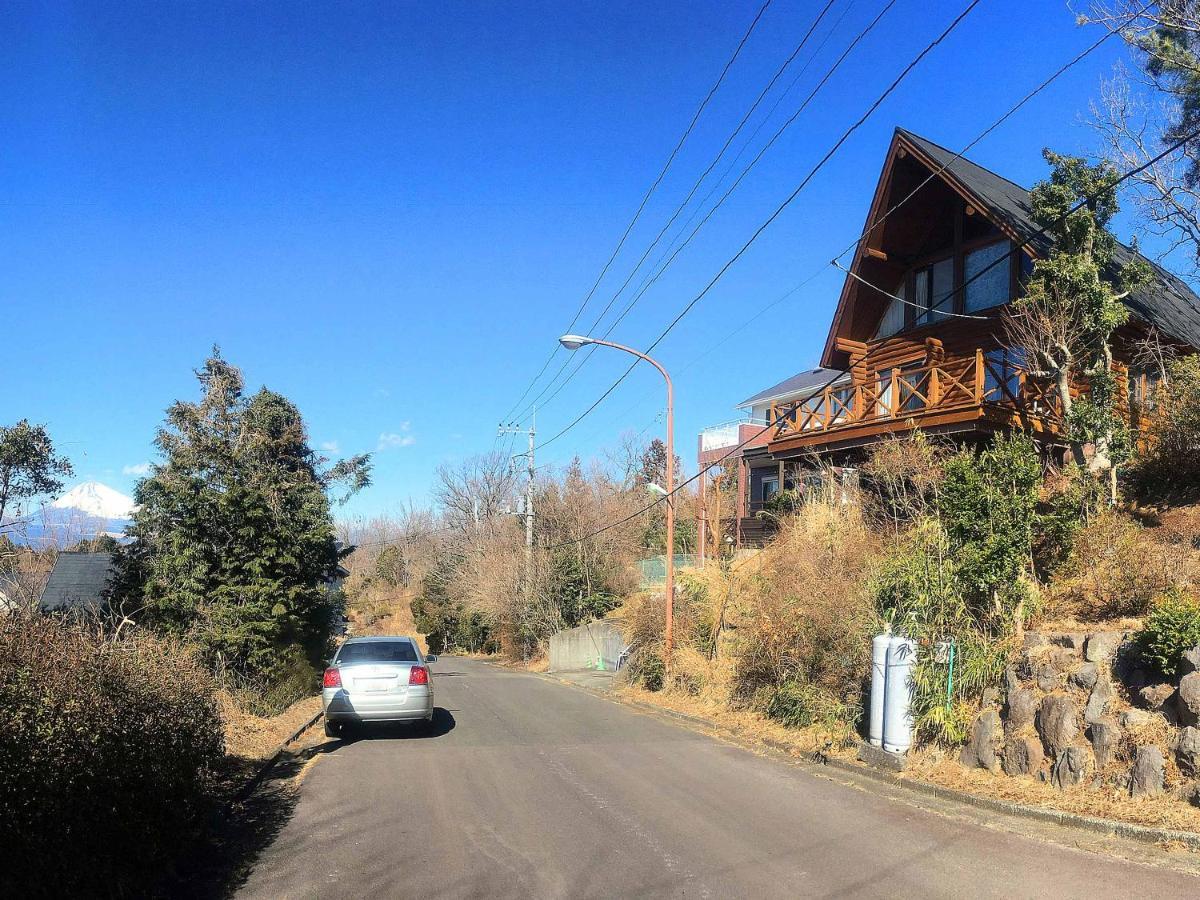 A Private Log House With Mt Fuji View & Piano - "Thangtong House Japan" Kannami Exterior photo