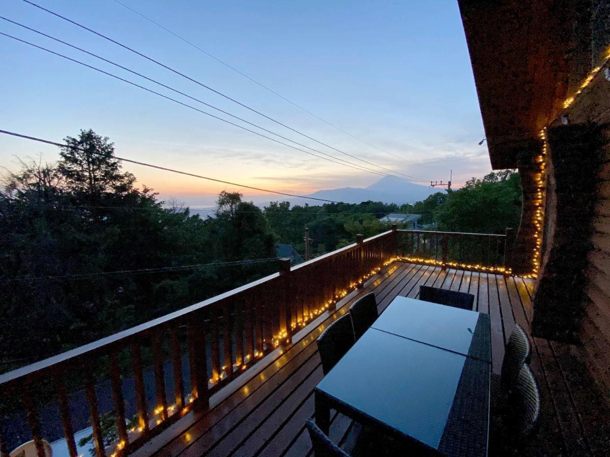 A Private Log House With Mt Fuji View & Piano - "Thangtong House Japan" Kannami Exterior photo
