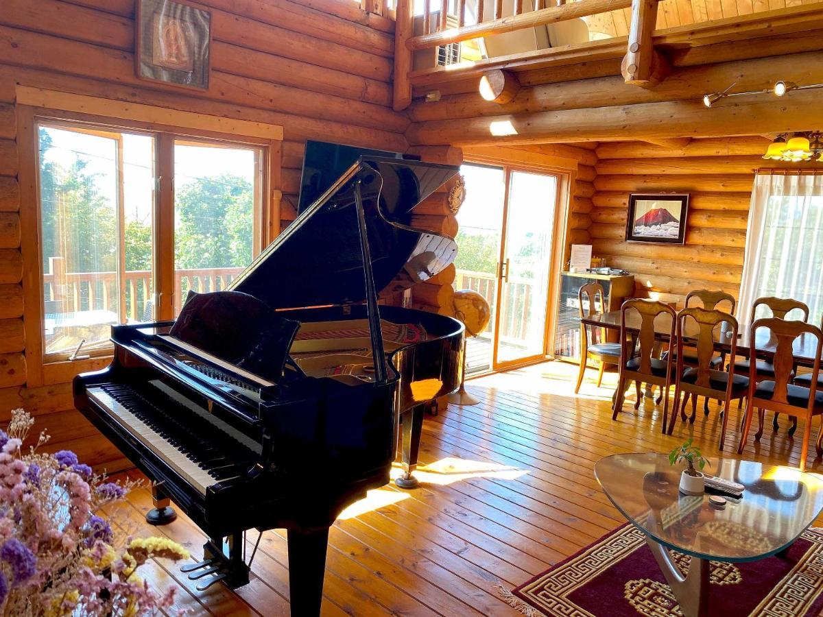 A Private Log House With Mt Fuji View & Piano - "Thangtong House Japan" Kannami Exterior photo